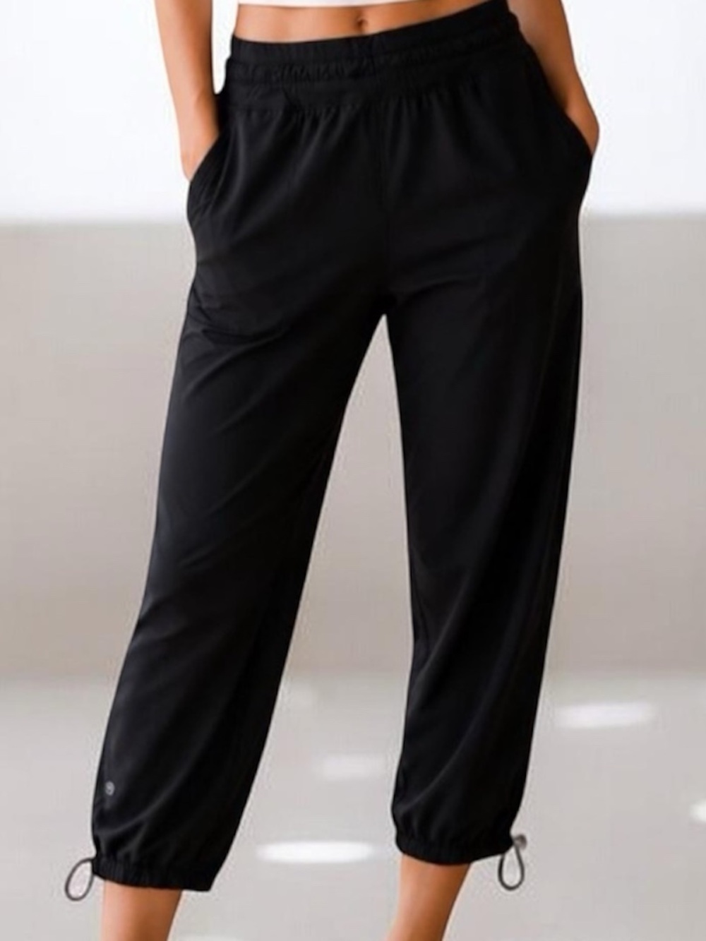 lululemon Black Cropped Dance Studio faded Logo preloved  condition. Waist 12”